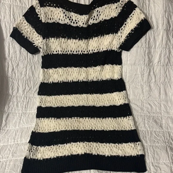 Women's Black and White Striped Open Knit Sweater - Picture 4 of 4